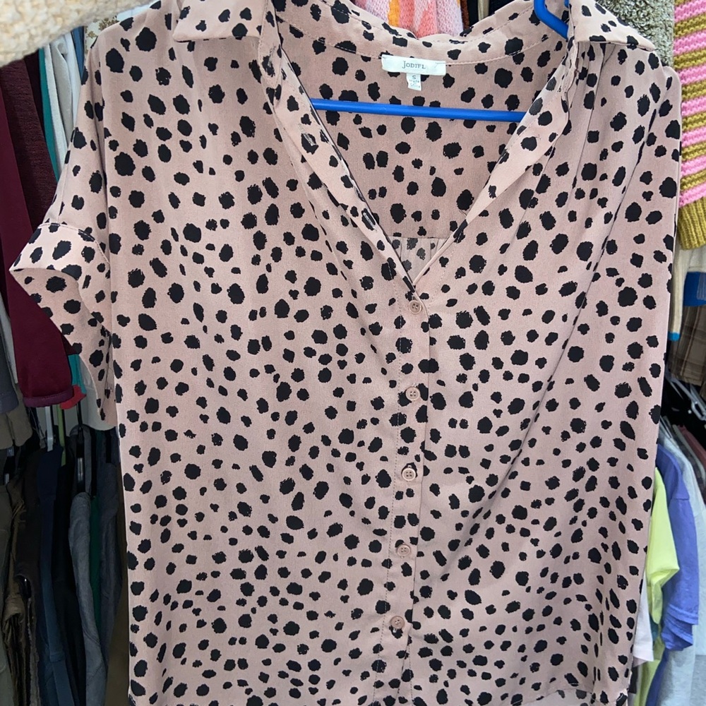 JODIFL Pink and Black Spotted Button-Down Shirt